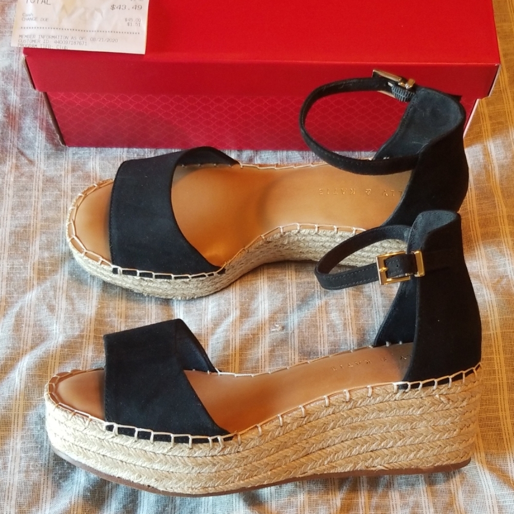 Black sandals